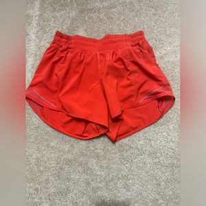 Lululemon Hotty hot shorts